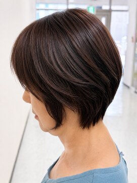 クレスフィリア (CLESC') 大人美シルエットショートボブ