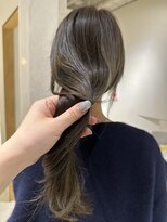 ニール 名古屋 伏見 丸の内(NEELU)&nbsp;【RIE】柔らかオリーブベージュ