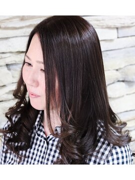 ヴォーロ レジェンダ 艶感MAX！上品なロングヘア！