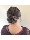 お呼ばれヘアアレンジ♪シニヨン