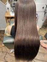 クオーレ(CUORE) ドライヤーで乾かしただけで綺麗にサラサラにまとまる縮毛矯正