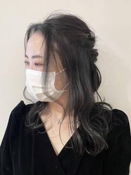 ミスト(mist) 〔mist〕ハーフアップアレンジ/あみおろし/編みおろし/金沢文庫