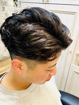 ミリオンバックス 上野(Million Bucks) 韓国マッシュ/ダークアッシュ/ニュアンスパーマ/スペインカール