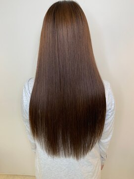 カラーワールド カンナヘアーメゾン(color world canna hair maison) 縮毛矯正ストレートロング ナチュラル暗髪ブラウン ツヤ髪