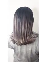 リー 十三(Lee)&nbsp;【Lee十三　篠原】ブリーチ一回ナチュラルバレイヤージュ★