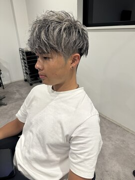 ナンバー 竪町(number+) 20代30代韓流☆ツイストパーマショートマッシュハイライト