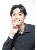 爽やかセンターパートツーブロックショート