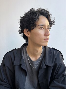 トルネード(TORNADO) メンズカットパーマフェードスペイン面長絶壁くせ毛K20241206