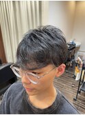 メンズミディアムフェードスタイル