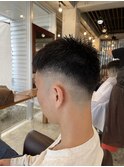 メンズ　フェードカット