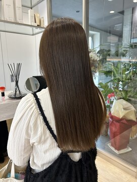 ロンドルピナス 小倉(Lond Lupinus) ブルーブラック/ワイドバング/美髪のススメ/外ハネボブ/北九州