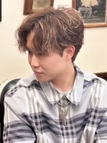 ヒロギンザバーバーショップ 新宿店(HIRO GINZA BARBER SHOP) ソフトツイストセンターパート