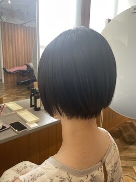 マル 日立(maru.) 酸性ストレートショートスタイル