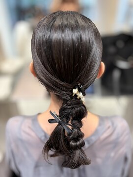 アンベリールフルー(EMBELLIR fleur) 結婚式参列ヘア◎ツインローポニー