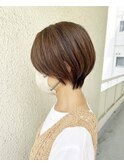 ナチュラル艶ショート
