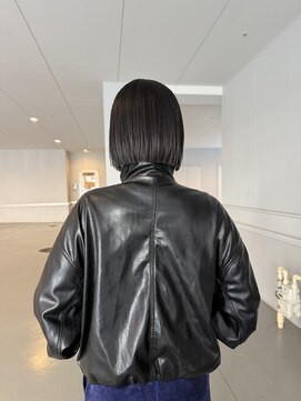 ミッシュバイアーバン(misch by urban.) ボブ/プツッとボブ/黒髪