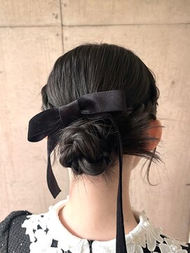 カインド 南青山(hair&make up KIND) 編み込みタイトシニヨン