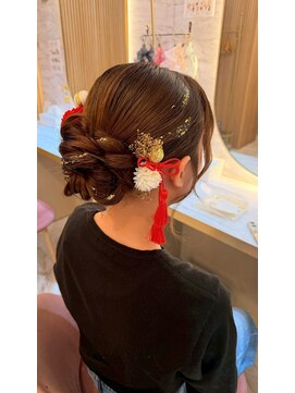 ヘアアレンジメント ボガスティーズ 溝の口店(Hair arrangement Vogusty's) ルーズアップ/タイトアップ/前撮り/成人式/後撮り