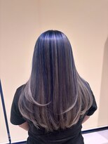 アース いわき店(HAIR&MAKE EARTH)&nbsp;ブルーブラック×シルバーグレージュハイライトロング