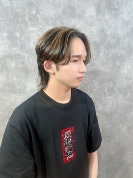 コルト(COLT) ハイライトで差がつく!ウルフ×センターパートスタイル