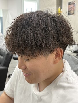 レボ 神宮寺店(Revo) 金沢メンズ!縦落ちツイスパ