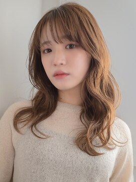 トローノ 栄(TRONO) 透明感カラー ミルクティーベージュ 艶感 ロングレイヤー