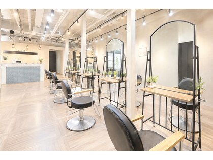 ラフィス ヘアー リアン 西宮北口店(La fith hair lien)の写真
