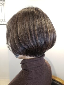 ヘア ケア ディエイチケー(HAIR CARE DHK) 細めハイライトミニボブ