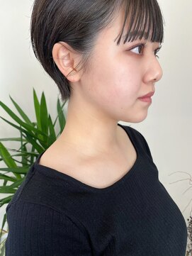 イット(it.) 【 mahodesign 】ワイドバング×耳かけショート