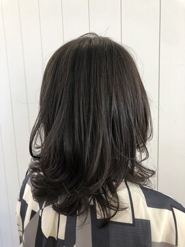 アドラーブル 万代店 (adorable) 30代40代大人可愛いレイヤーミディ×シークレットハイライト