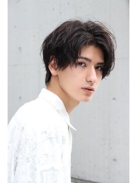 ネイビー(NAVY) 韓流 ニュアンスカールパーマ 無造作 センターパート