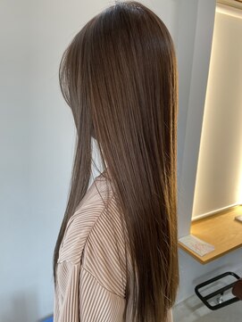 シイカ(siica) ハイトーンベージュ