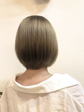 ミルコ バイ クラク(MIRUCO by KURAKU) ハイトーン★ボブ