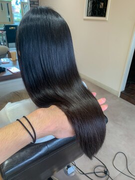 ユニ(Uni.) うる艶髪