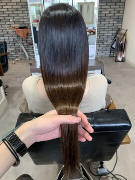 ユニ(Uni.) 髪質改善トリートメント