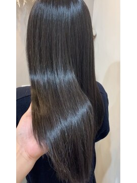 アイディー  高知(id) -高知 id-艶髪ストレート