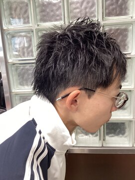 サロンドチャンピオン(SALON DE CHAMPION) 学生向け見せかけツーブロック