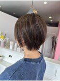 ショートヘア　ベージュカラー