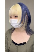 ソルバイジゼル(sol by gisele)&nbsp;仙台ウルフカット中性ウルフブロンドネイビーくびれ