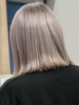 ボイスヘア(voice hair) 20代30代40代髪質改善カラーアッシュベージュ艶感ストレート