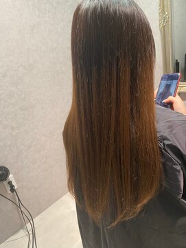 ロアゾブルーミュージアム(L'oiseau Bleu museum) 髪質改善ロング