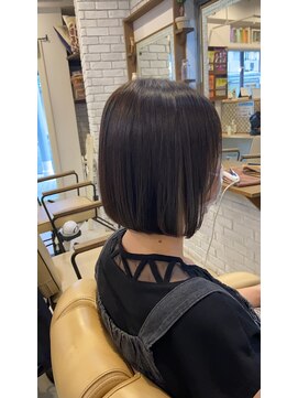 ミルク(MILK) ミニボブ×ぱつっとボブ×グレージュ×白髪ぼかし 30代40代50代