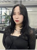 ミディアムレイヤーカット顔周りレイヤーウルフハッシュカット
