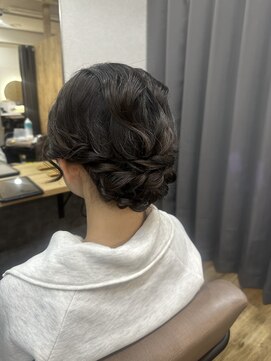テーラ 南流山店(TELA) シニヨンヘアセット