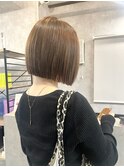 ボブ/ミニボブ/切りっぱなしボブ/外ハネ/外ハネボブ/前下がり