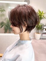 ミーク(meak) ピンクブラウンの大人ショート/顔まわり似合わせ