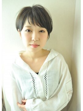 カフネ(CAFUNE) 斜めバングのシンプルショート