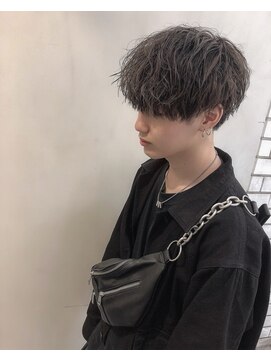 シン(syn) スパイラルパーマ