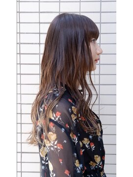 ラウレア(LAULEA) 360度かわいい!ゆるふわパーマ×透明感ベージュカラー