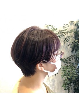 リカモ(ricamo) ダークピンク×耳掛けショート